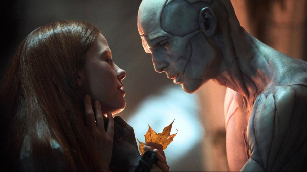 Святой монстр: «Франкенштейн» Гильермо дель Торо — мрачная сказка о жажде принятия Святой монстр: «Франкенштейн» Гильермо дель Торо — мрачная сказка о жажде принятия