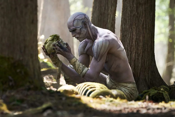 Святой монстр: «Франкенштейн» Гильермо дель Торо — мрачная сказка о жажде принятия Святой монстр: «Франкенштейн» Гильермо дель Торо — мрачная сказка о жажде принятия