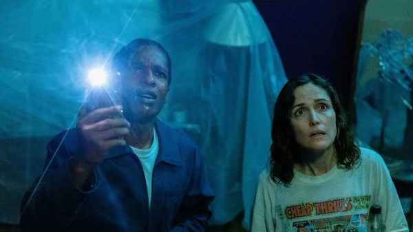 &laquo;Я бы тебя пнула, если бы могла&raquo;: Бич материнства глазами Роуз Бирн