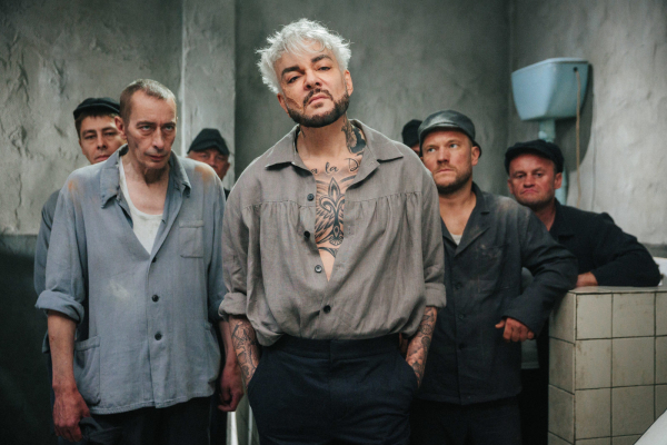 «Невероятные приключения Шурика»: Не переключайте эту лабубу «Невероятные приключения Шурика»: Не переключайте эту лабубу